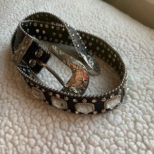 Women’s black leather belt with jewels